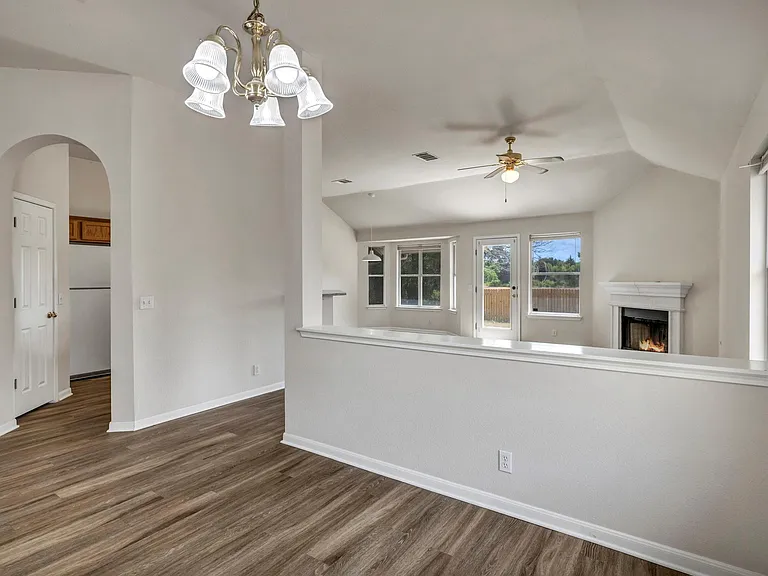 216 Meadowside Dr — Photo 19
