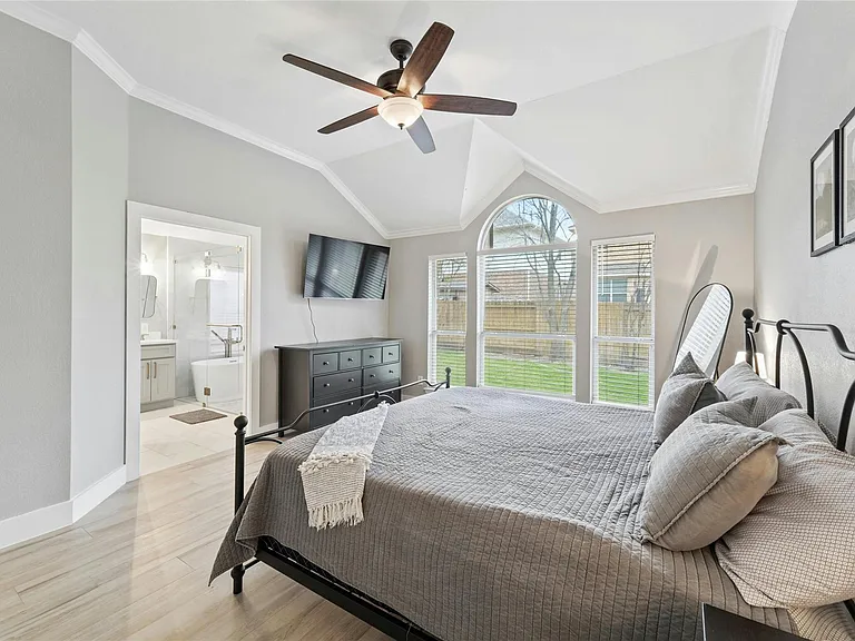1841 Montana Sky Dr — Photo 24