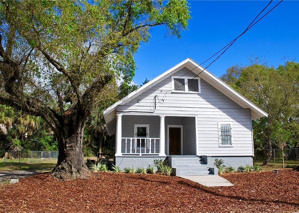 1st image of 2708 E 10th Ave