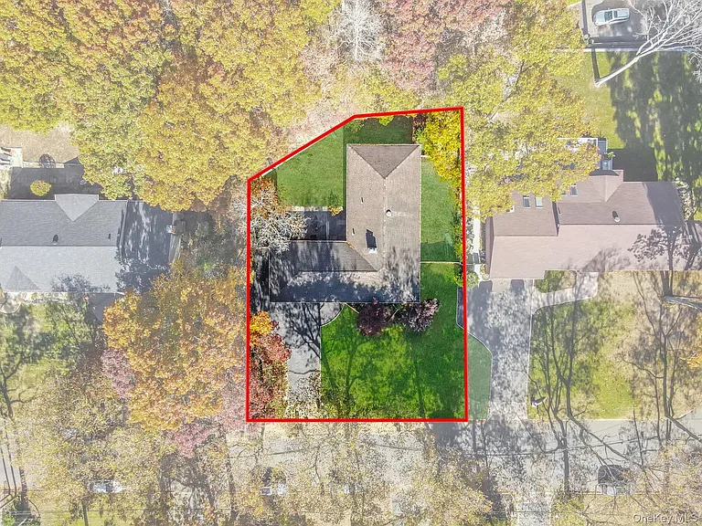 23 Princeton Dr — Photo 37