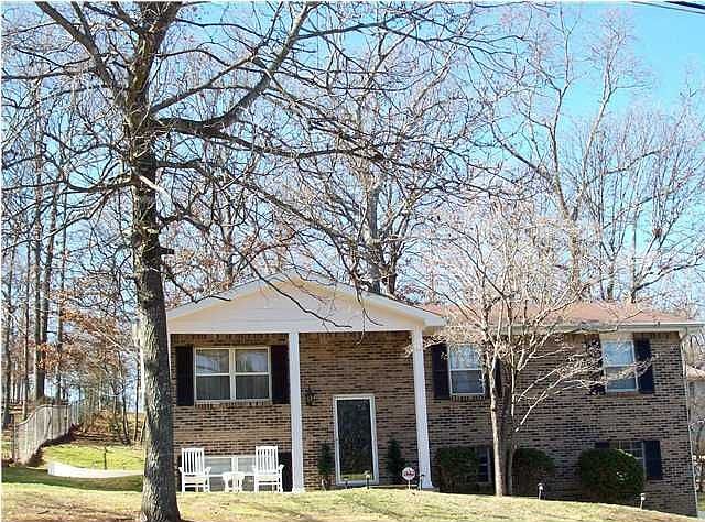 1st image of 4029 Lost Oaks Dr