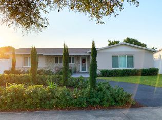 18432 SW 89th Pl, Cutler Bay, FL 33157