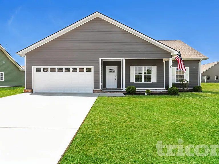820 Ellyson Dr — Photo 1