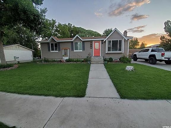 2nd image of 515 N Canyon View Dr