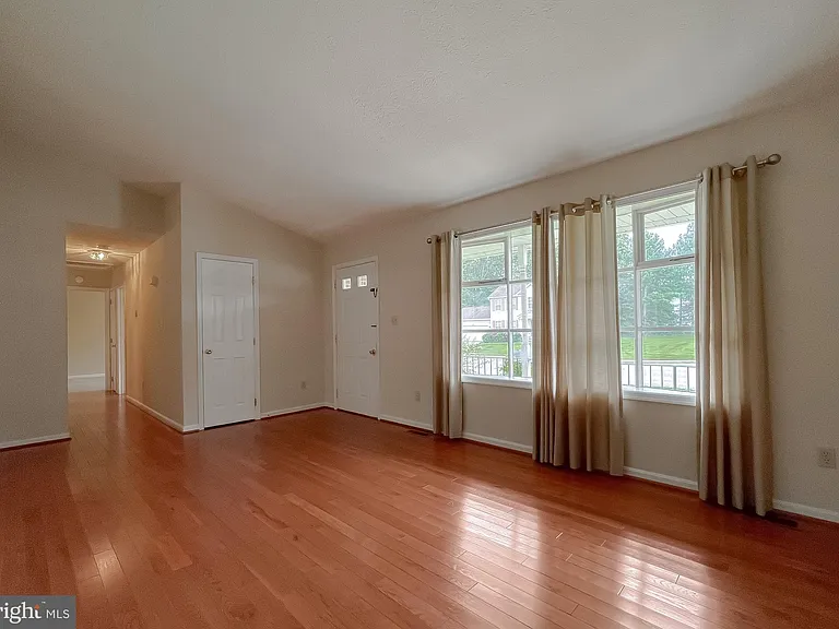 109 Morris Dr — Photo 23