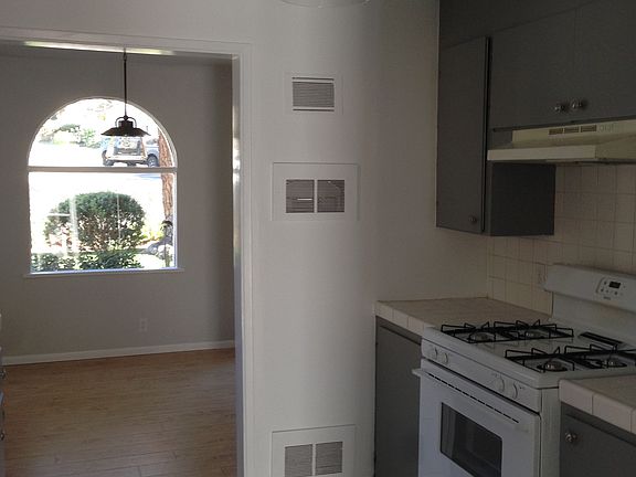 2nd image of 2500 Piedmont Ave