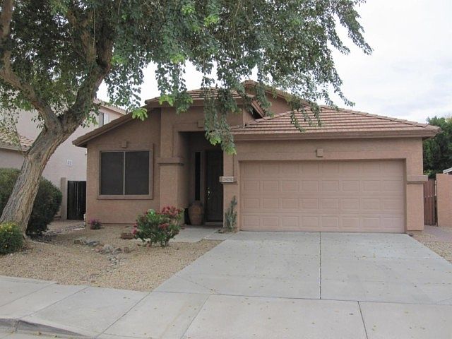 1st image of 26252 N 68th Dr