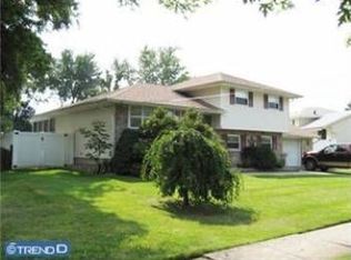 3 Albert Rd, Glendora, NJ 08029