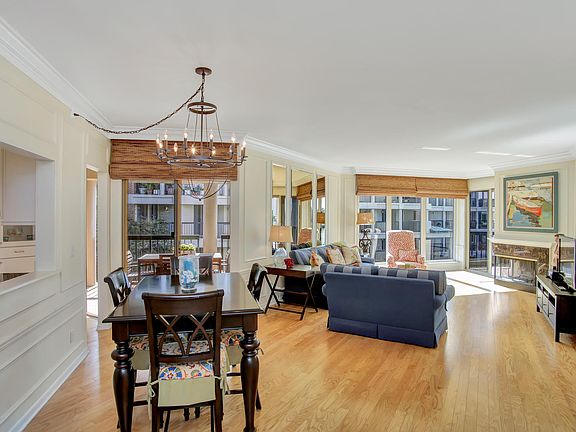 3rd image of 811 Seddon Cove Way