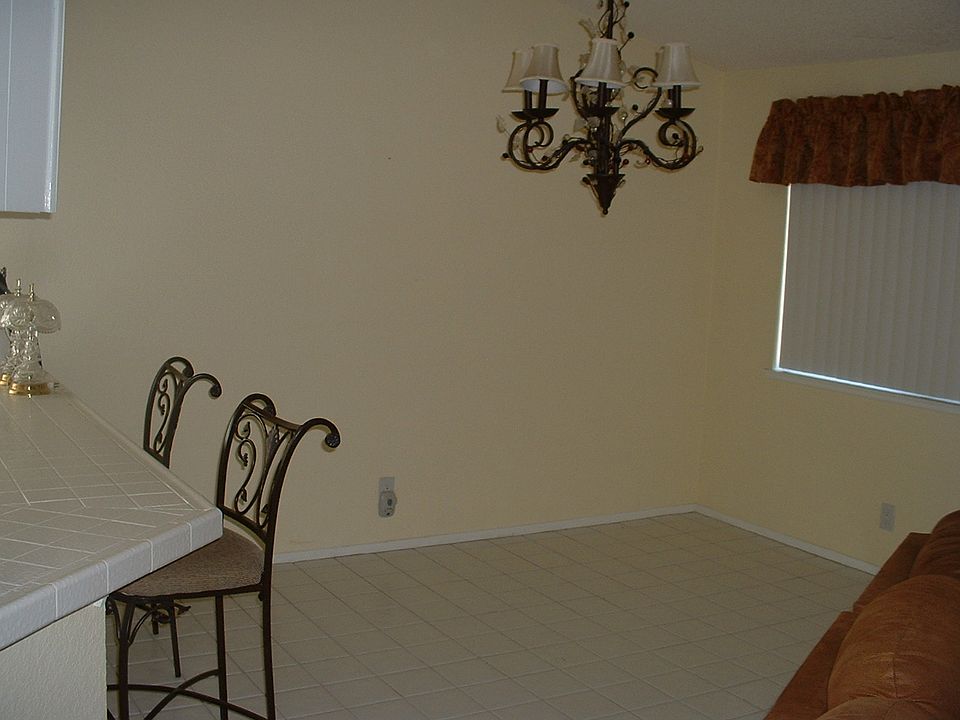 2nd image of 4803 Paseo Fortuna