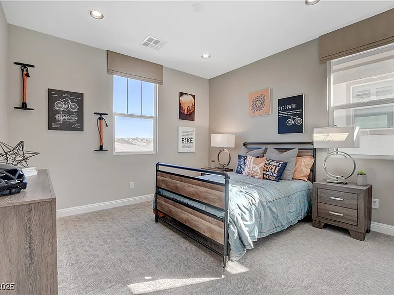 1075 N Water St — Photo 52