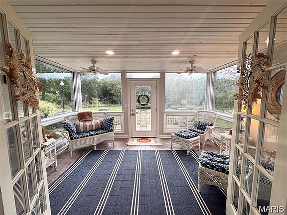 2nd image of 21816 Pinyon Dr