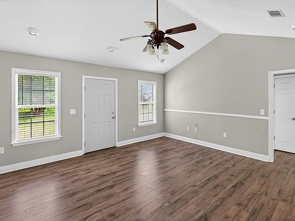 2nd image of 21 Magnolia Trl