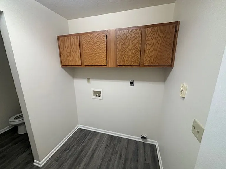 709 Woodlynn Dr — Photo 11
