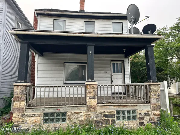 2017 7th Ave, Altoona, PA 16602