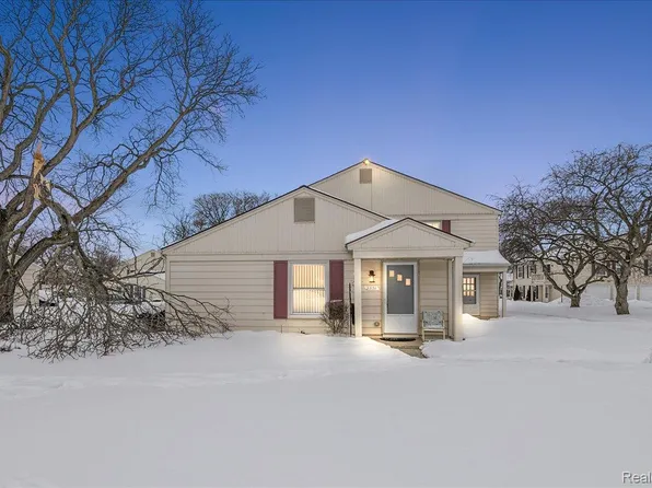 2831 Glenwood Ct, Lake Orion, MI 48360