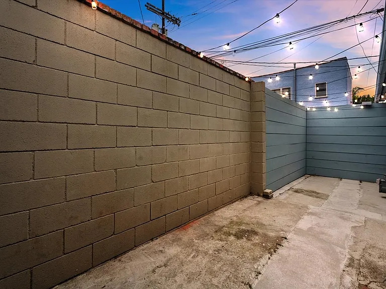 961.5 Marco Pl — Photo 10