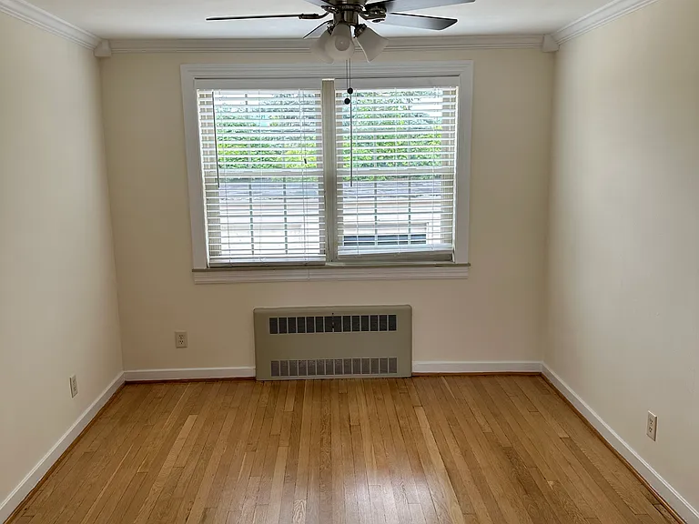 454 Bernhardt Dr #6 — Photo 7