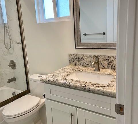 5th image of 1612 S Bundy Dr #5