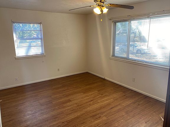 3rd image of 3505 Grady St
