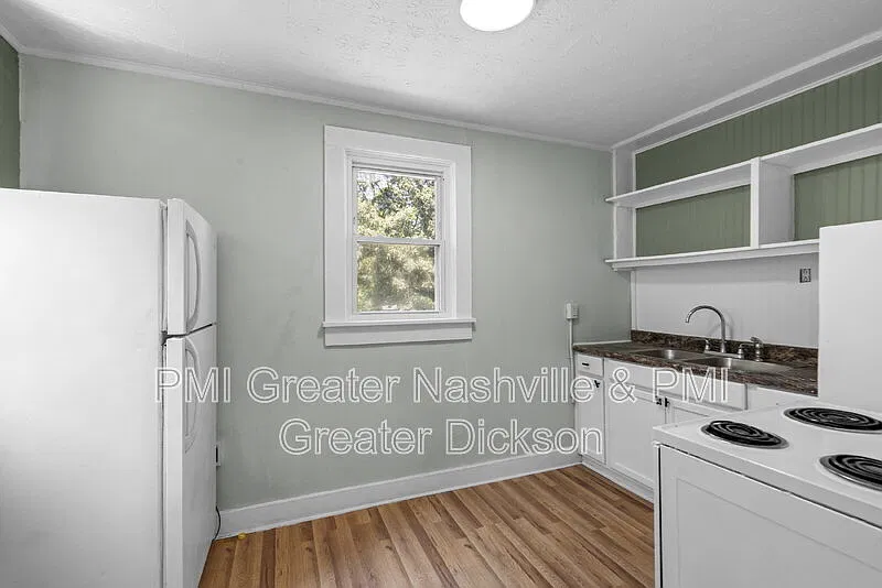 2 bed, 1.0 bath, $1,149 — Photo 4