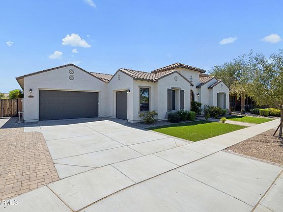 3rd image of 3153 E RED OAK Court