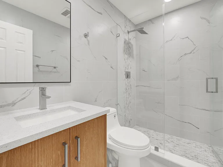 23392 Country Club Dr E — Photo 3