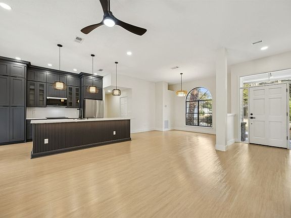 4th image of 4947 Windward Pl