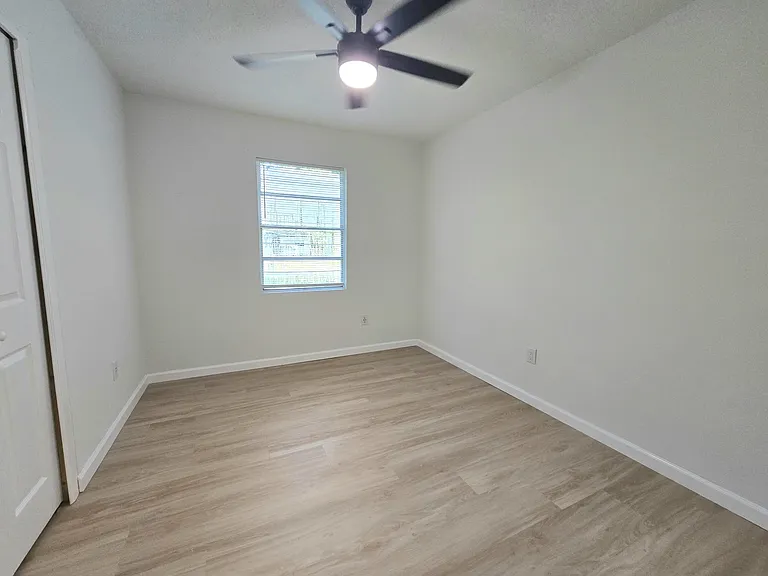 1017 Fremont Ave — Photo 13