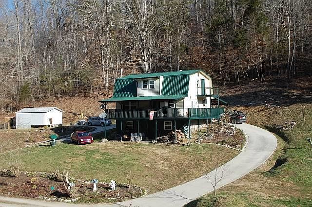 2nd image of 163 Bryant Hollow Rd