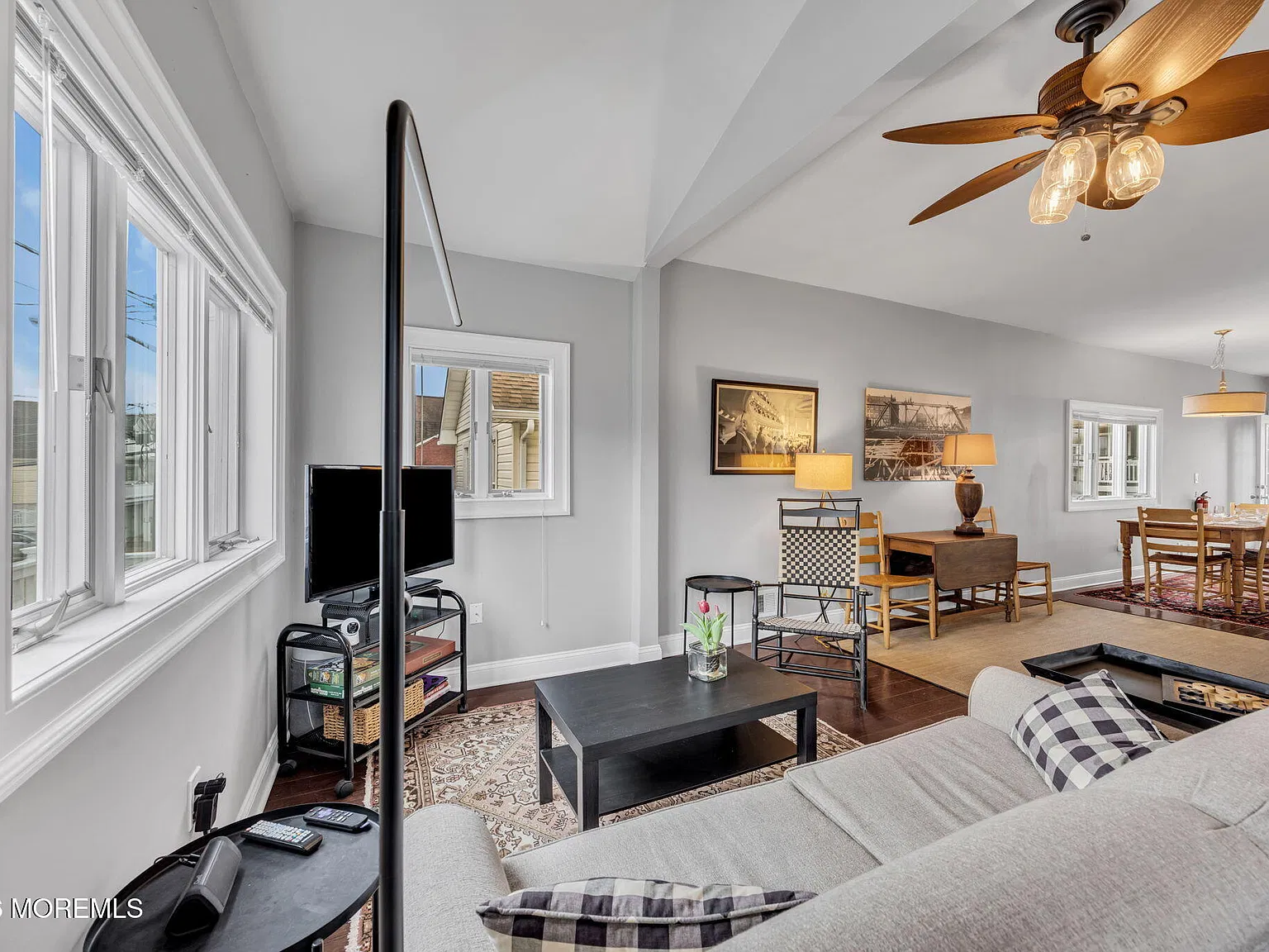 2 bed, 1200 sqft, $3,900 — Photo 4