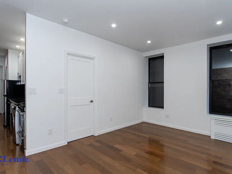 1324 Lexington Ave #2C — Photo 11
