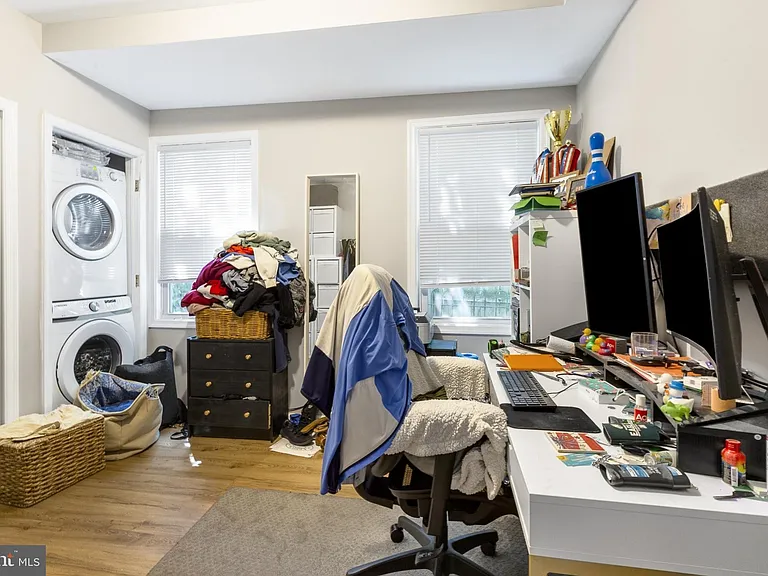 1209 E Susquehanna Ave #1 — Photo 10