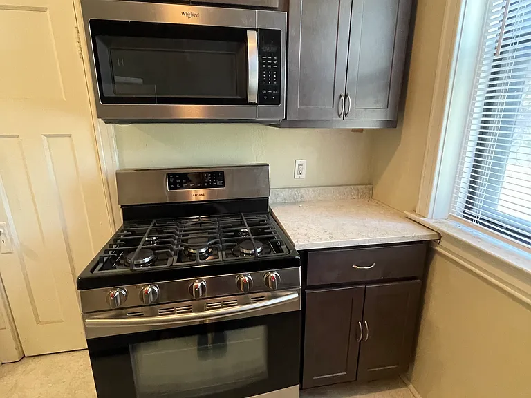 6428 Cates Ave — Photo 4
