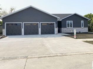 504 Magnolia Ln, Storm Lake, IA 50588