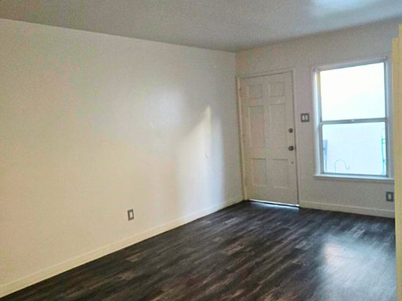 4th image of 2285 Earl Ave APT 5