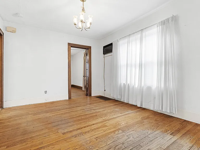 218 N Magnolia Ave — Photo 5
