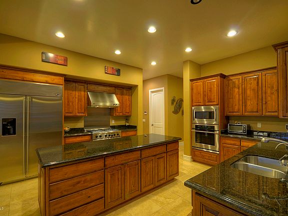 5th image of 2677 E Locust Dr