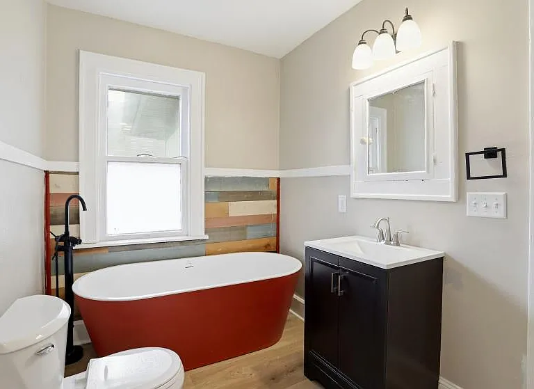 55 W 36th St #C — Photo 10