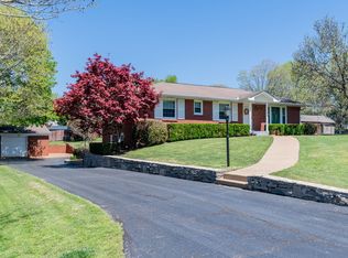 203 General Roberts Dr, Columbia, TN 38401