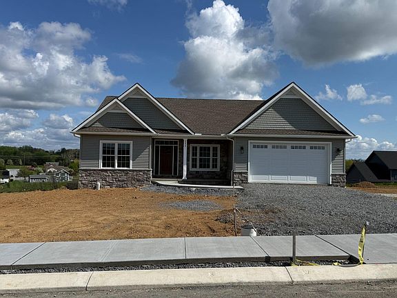 4th image of 111 Starlight Ln