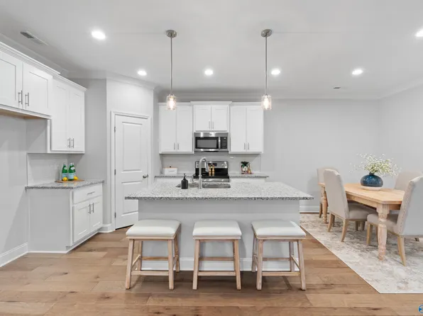 106 Atkinson Aly, Madison, AL 35756