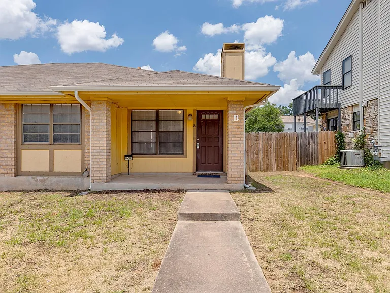 9604 Night Star Dr #B — Photo 18