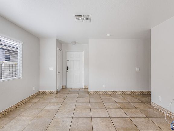 3rd image of 331 Morongo Dr