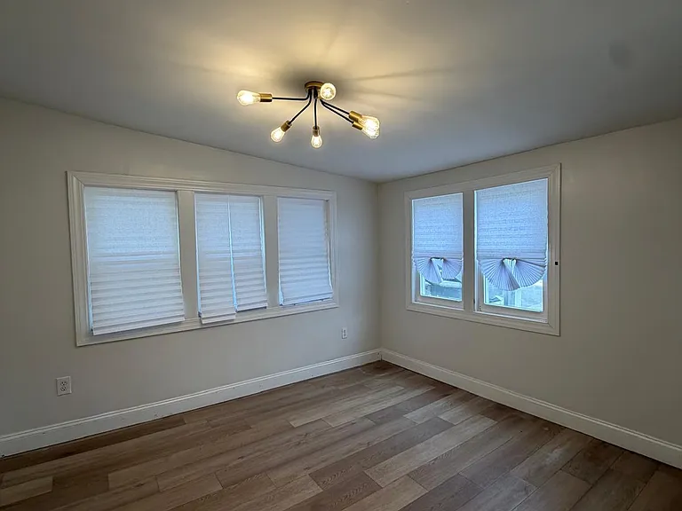 213 Sumner Ave #2 — Photo 3