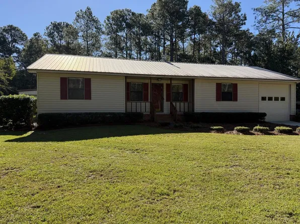 1407 Marion Dr, Tifton, GA 31794