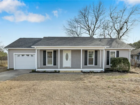 1952 Kenmore Dr, Fayetteville, NC 28304