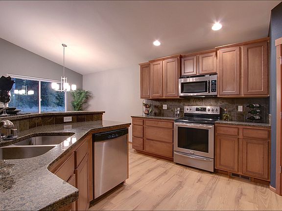 3rd image of 7508 19th Ave NE