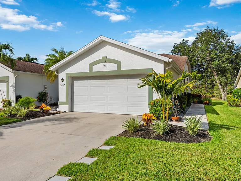 5257 Whitten Dr — Photo 16