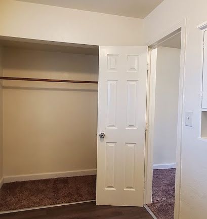 4th image of 542 N Fulton St #101